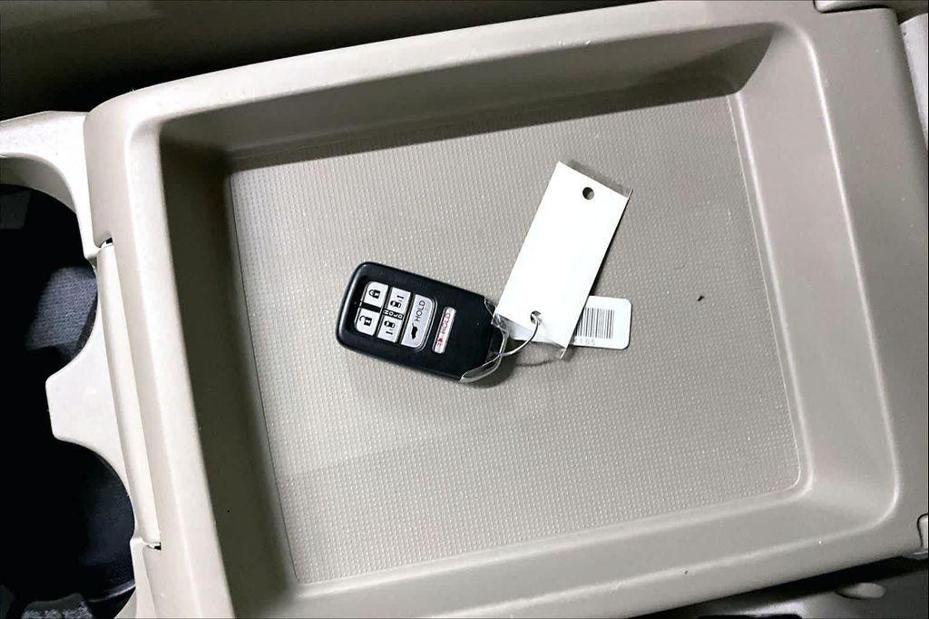 used 2016 Honda Odyssey car, priced at $14,000