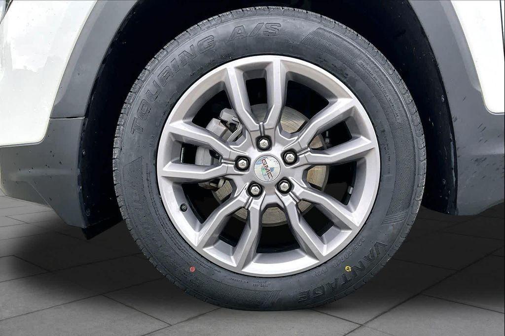 used 2024 GMC Terrain car, priced at $24,832