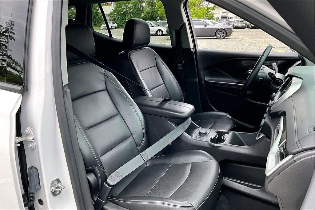 used 2024 GMC Terrain car, priced at $24,832