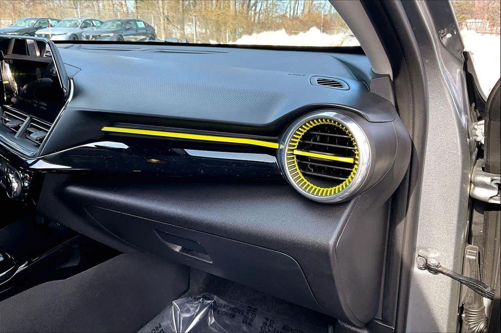 used 2025 Chevrolet Trax car, priced at $22,250