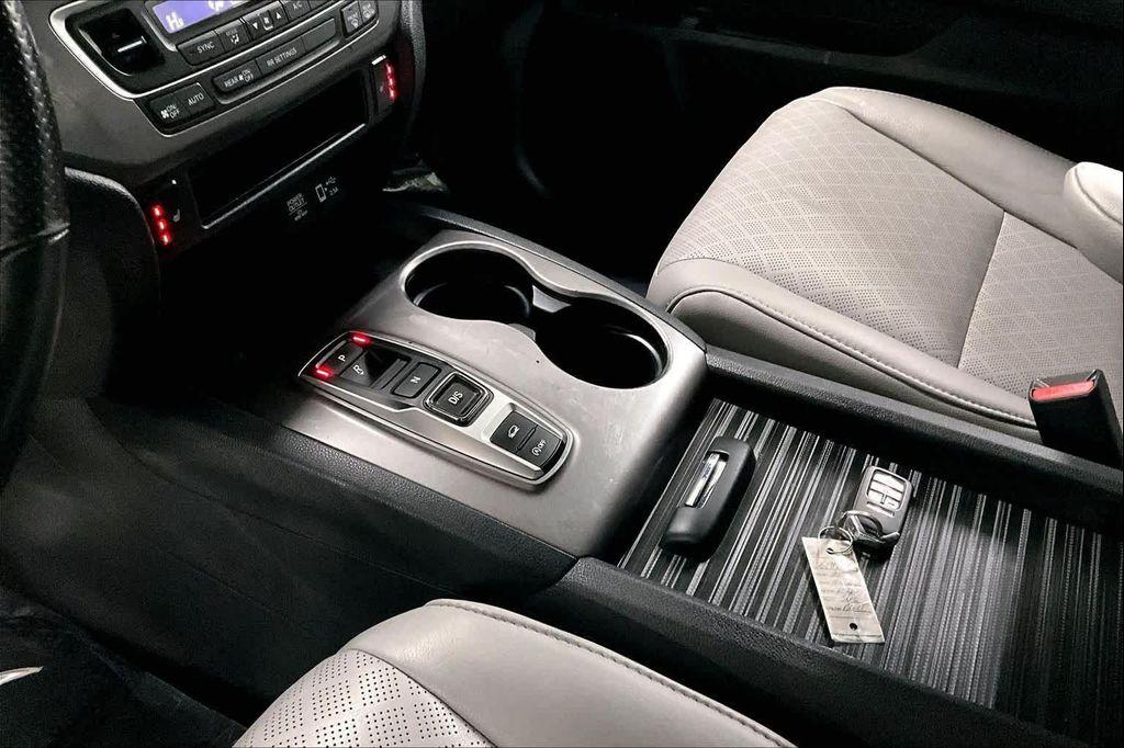 used 2020 Honda Passport car, priced at $20,180