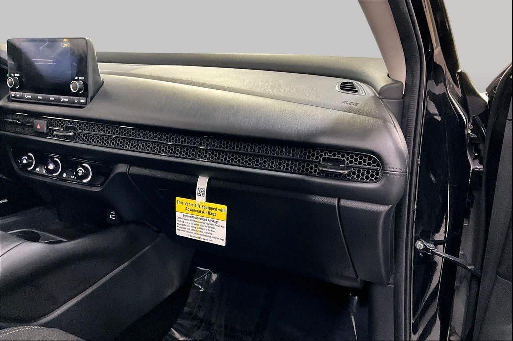 used 2025 Honda HR-V car, priced at $24,799