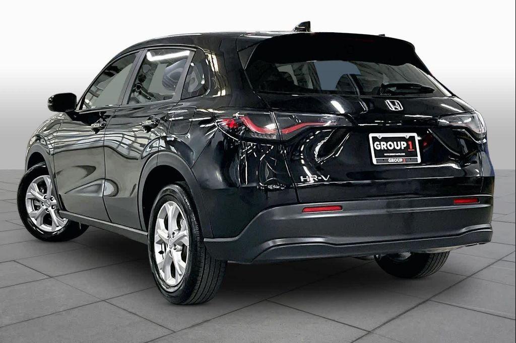 used 2025 Honda HR-V car, priced at $24,799