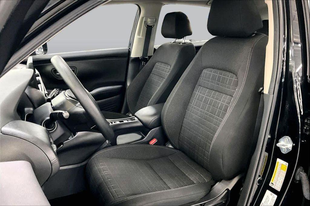 used 2025 Honda HR-V car, priced at $24,799