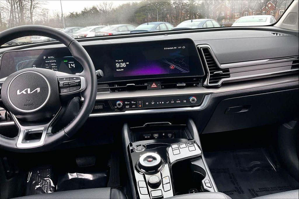 used 2025 Kia Sportage Hybrid car, priced at $30,500