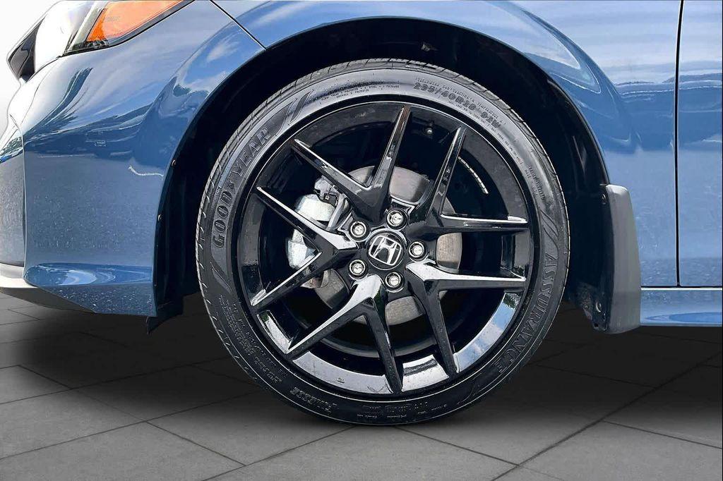 used 2025 Honda Civic Hybrid car, priced at $31,299