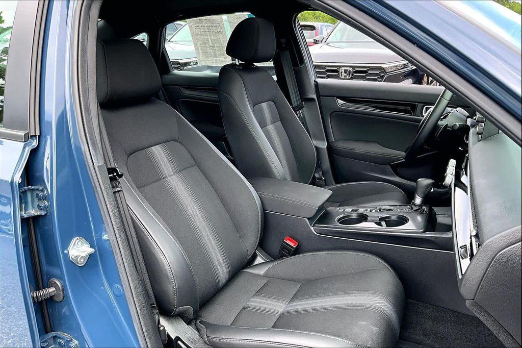 used 2025 Honda Civic Hybrid car, priced at $31,299