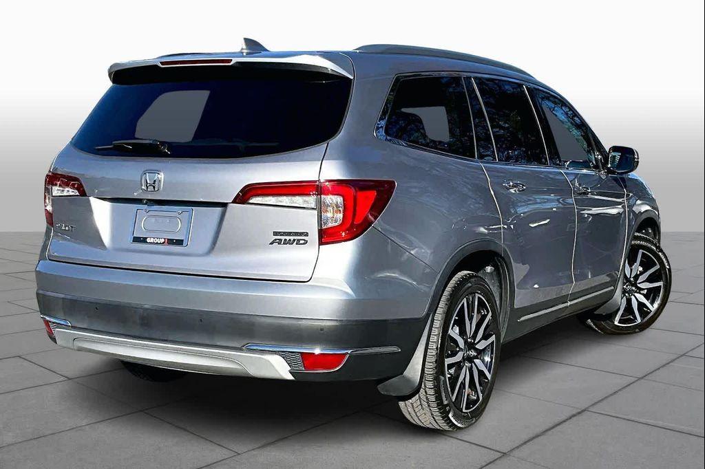 used 2021 Honda Pilot car, priced at $25,000