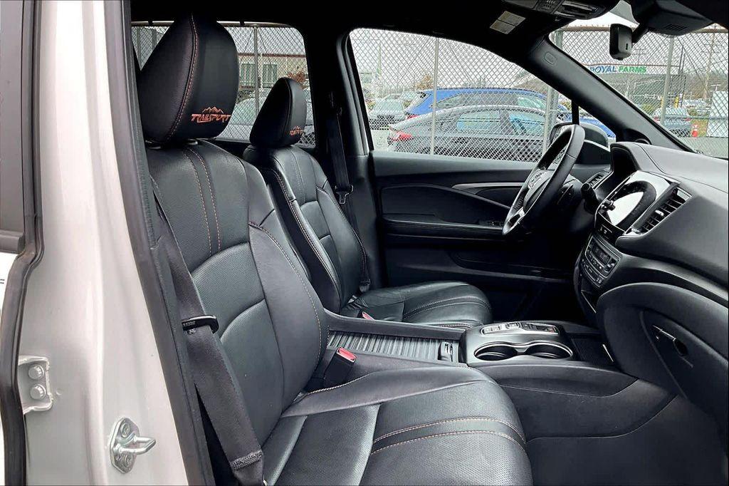 used 2023 Honda Passport car, priced at $32,170