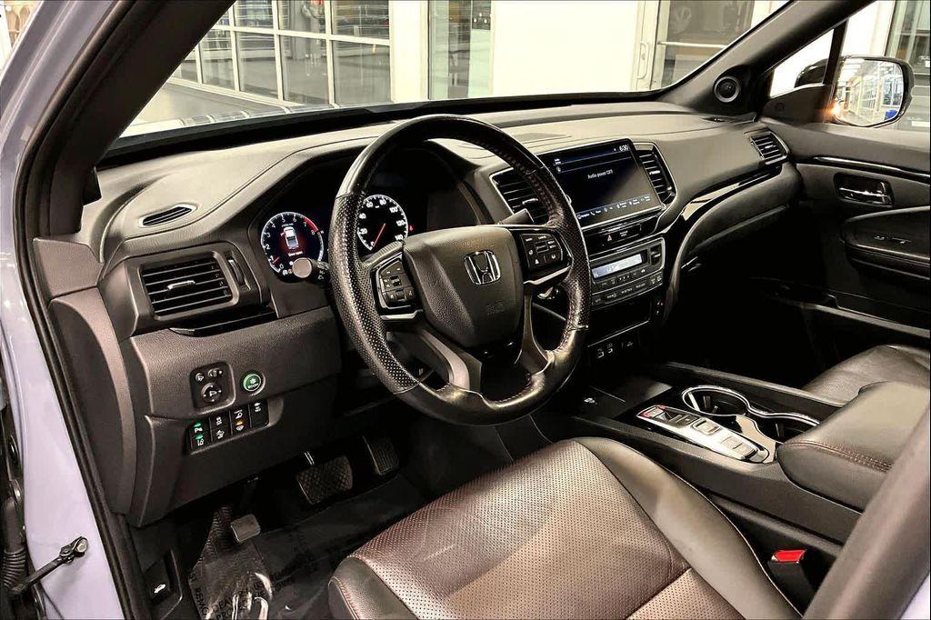 used 2024 Honda Ridgeline car, priced at $35,995