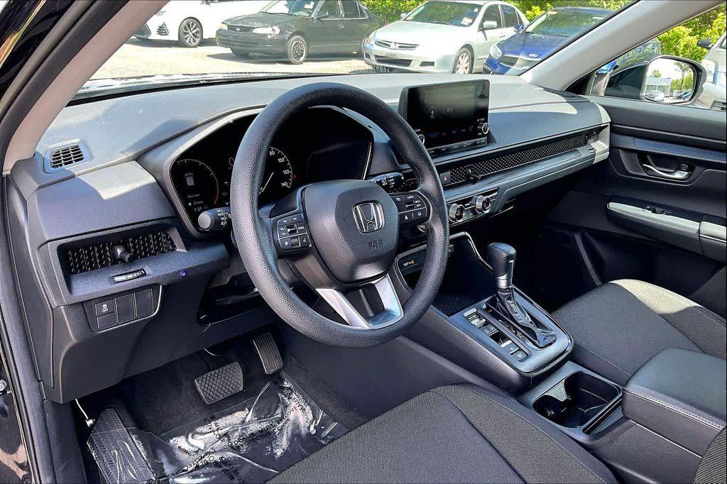 used 2025 Honda CR-V car, priced at $29,433