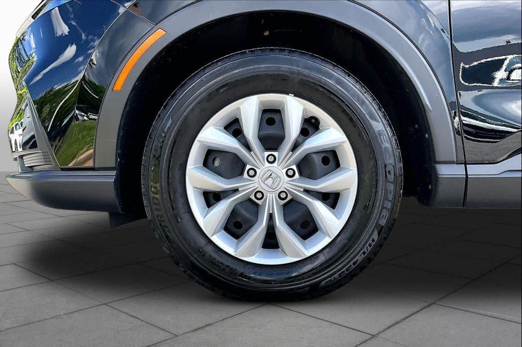 used 2025 Honda CR-V car, priced at $29,433