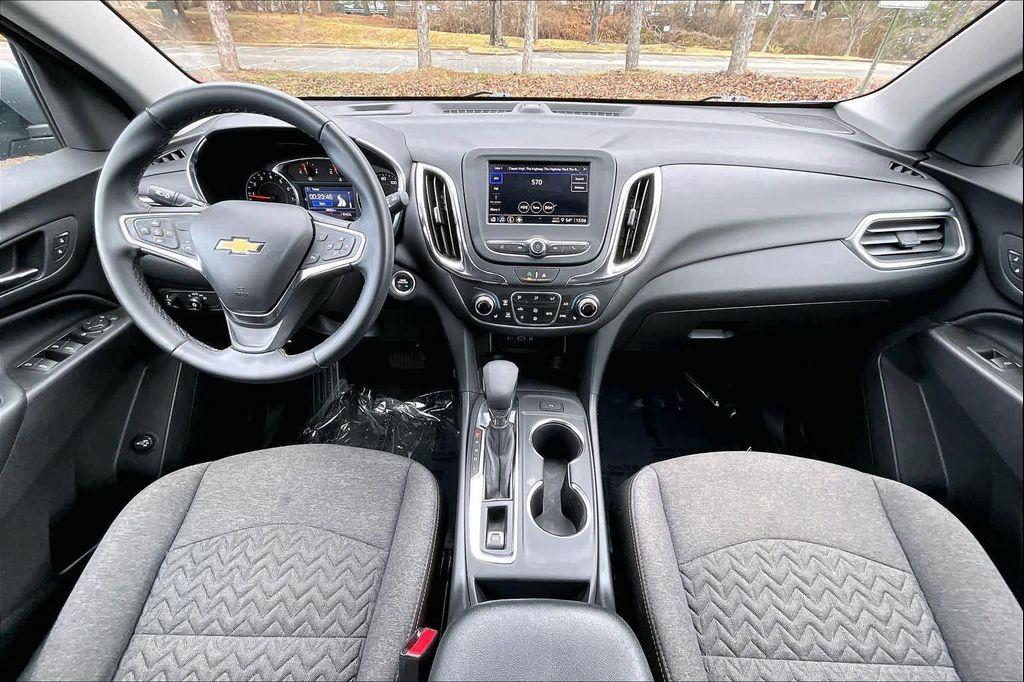 used 2024 Chevrolet Equinox car, priced at $19,515