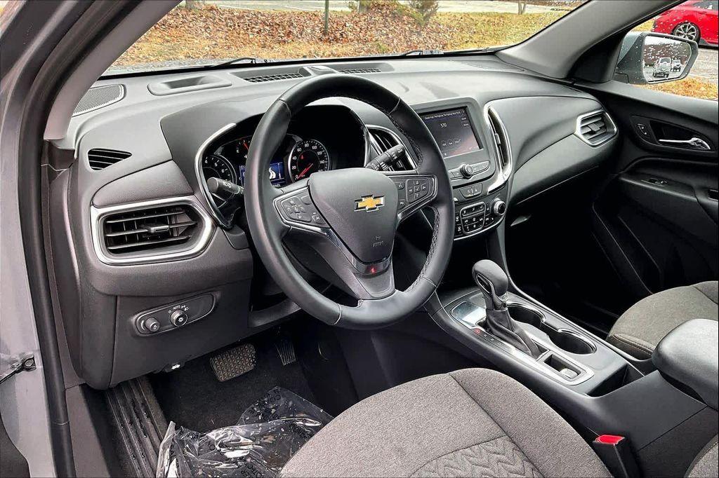 used 2024 Chevrolet Equinox car, priced at $19,515