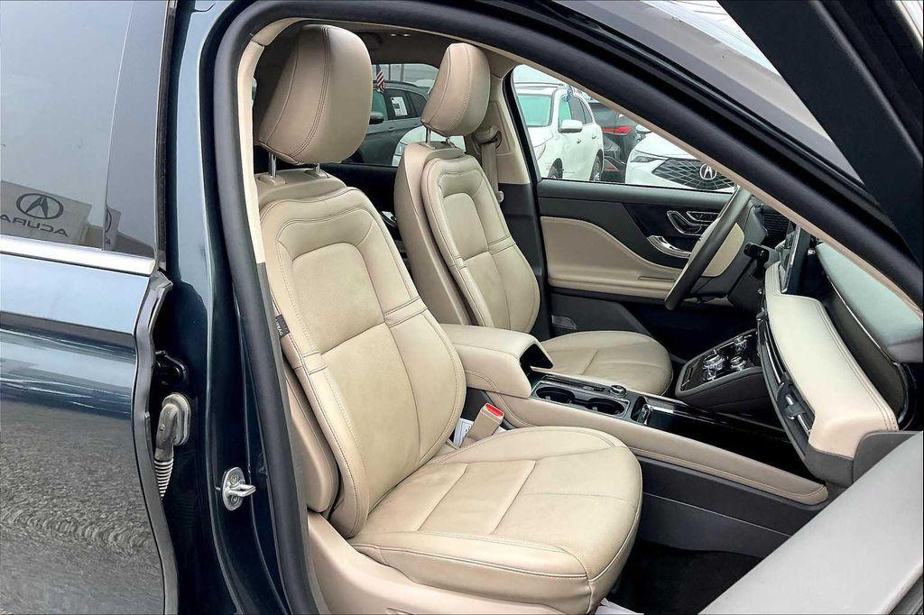 used 2022 Lincoln Corsair car, priced at $25,500