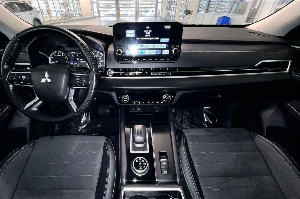 used 2024 Mitsubishi Outlander car, priced at $24,500