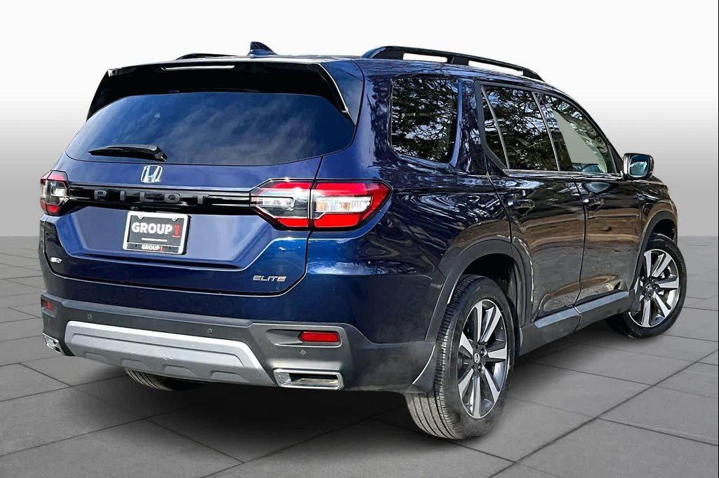 used 2024 Honda Pilot car, priced at $44,000