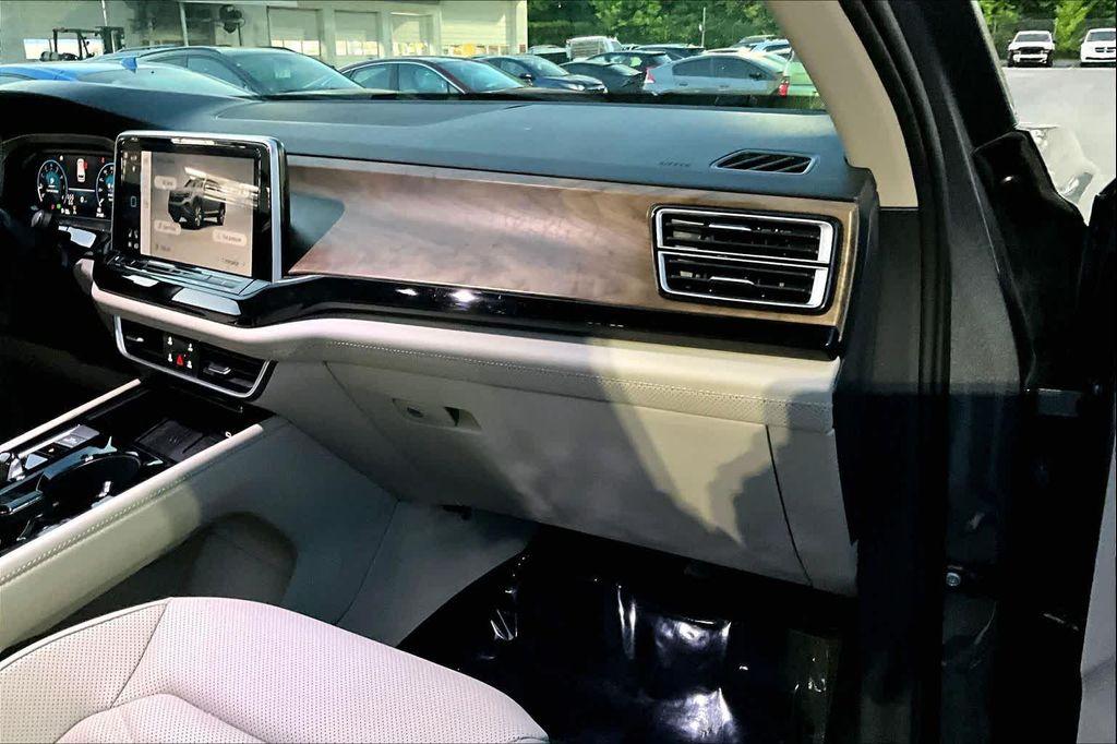 used 2025 Volkswagen Atlas car, priced at $33,822