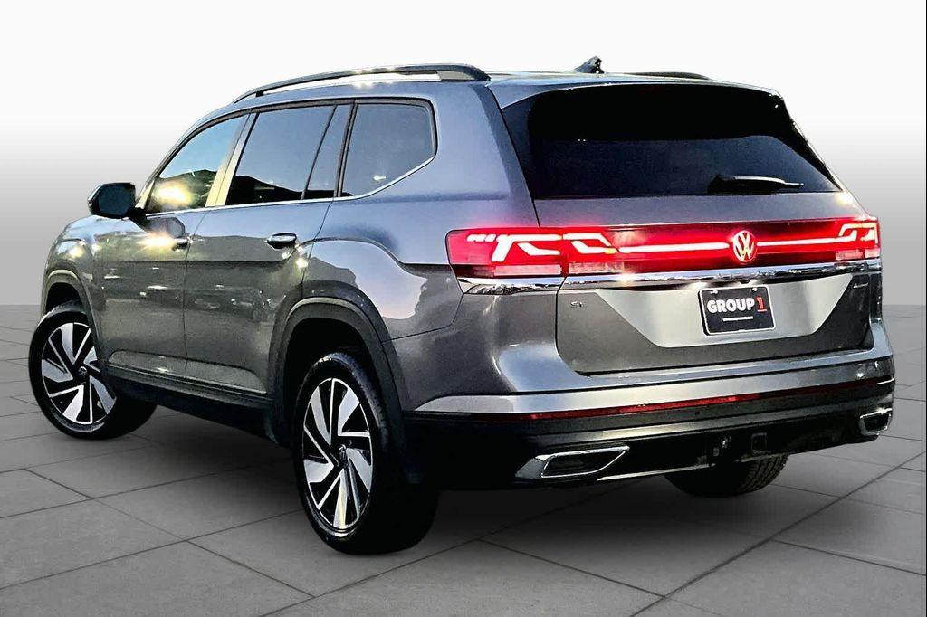 used 2025 Volkswagen Atlas car, priced at $33,822
