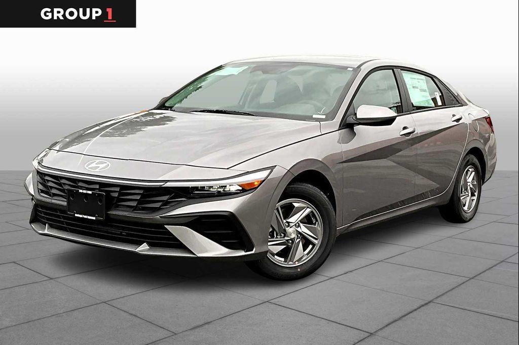 used 2025 Hyundai Elantra car, priced at $21,780