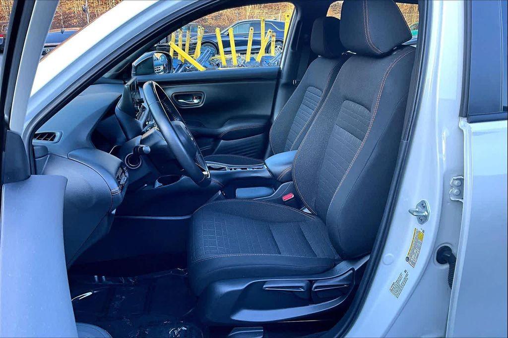 used 2025 Honda HR-V car, priced at $26,995