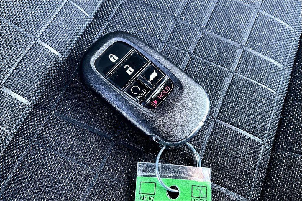 used 2025 Honda HR-V car, priced at $26,995