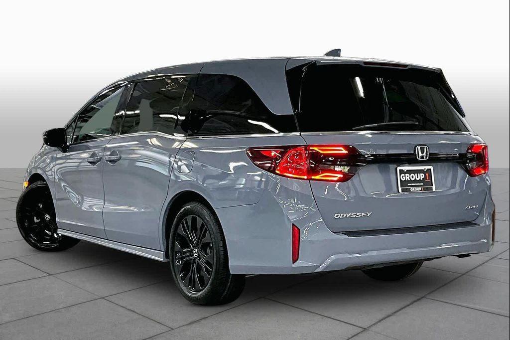 used 2025 Honda Odyssey car, priced at $36,991