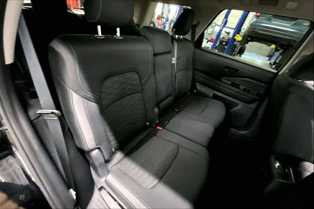 used 2025 Nissan Pathfinder car, priced at $29,500