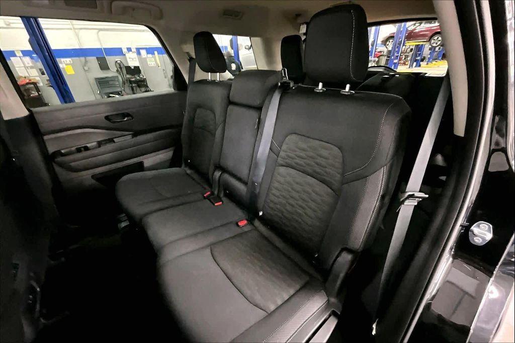 used 2025 Nissan Pathfinder car, priced at $29,500