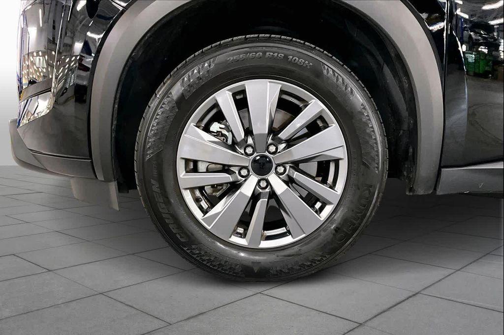 used 2025 Nissan Pathfinder car, priced at $29,500