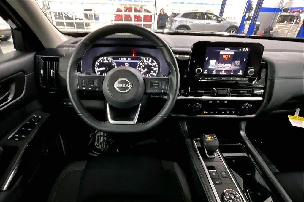 used 2025 Nissan Pathfinder car, priced at $29,500