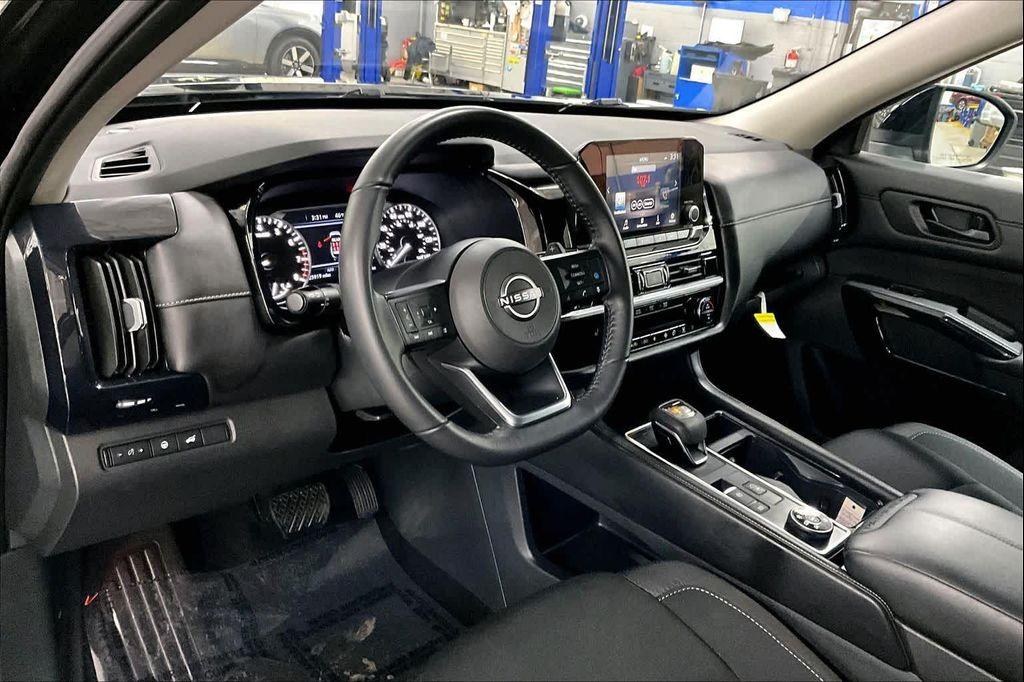 used 2025 Nissan Pathfinder car, priced at $29,500