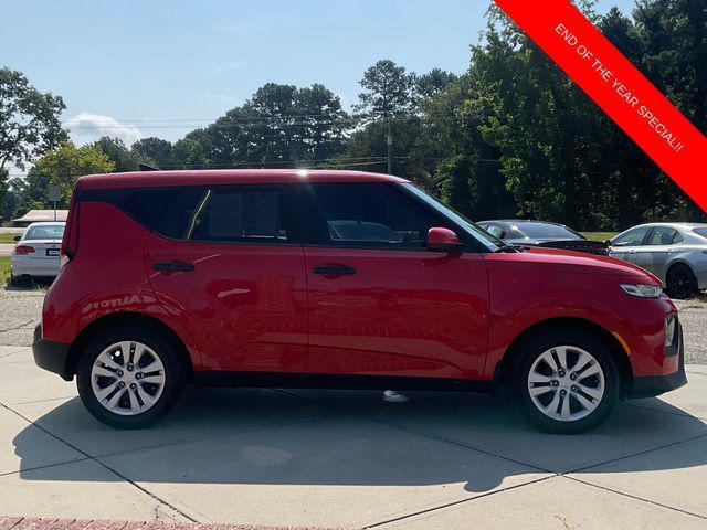 used 2022 Kia Soul car, priced at $13,994