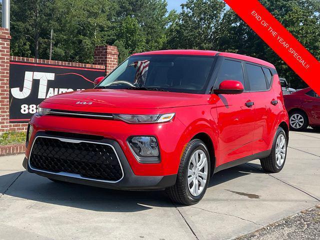 used 2022 Kia Soul car, priced at $13,994