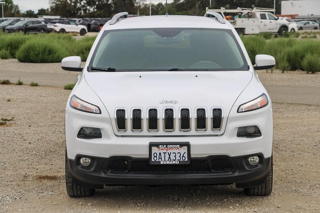 used 2018 Jeep Cherokee car, priced at $9,525