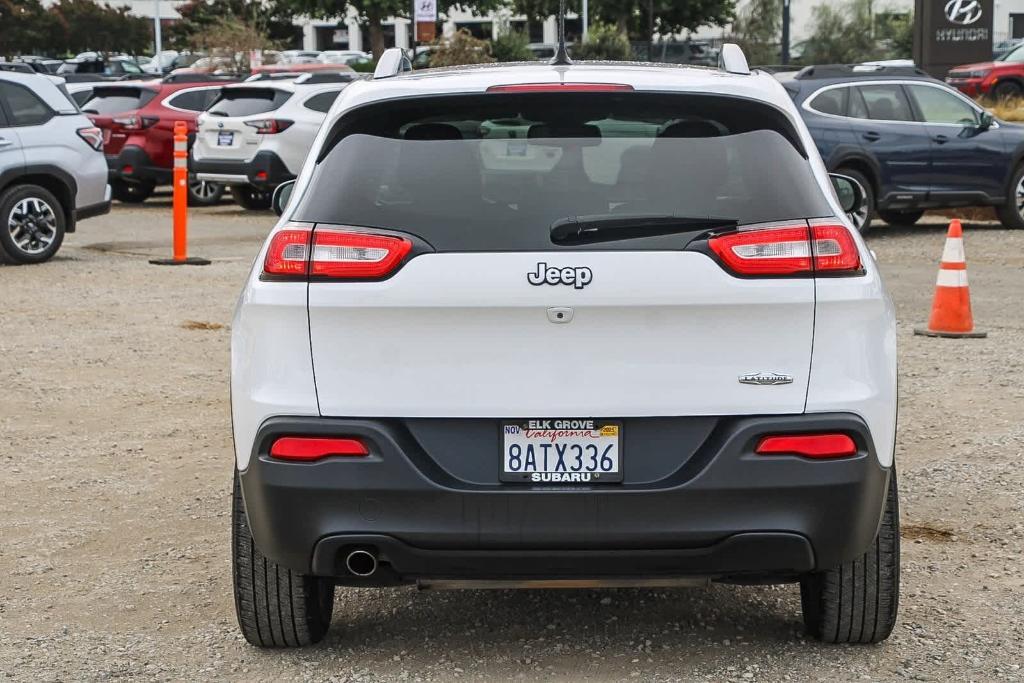 used 2018 Jeep Cherokee car, priced at $9,525