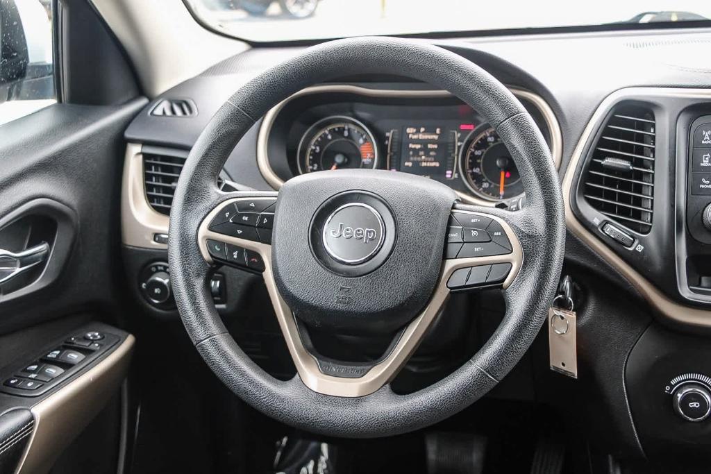 used 2018 Jeep Cherokee car, priced at $8,671