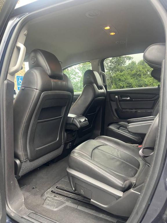 used 2015 GMC Acadia car, priced at $4,500