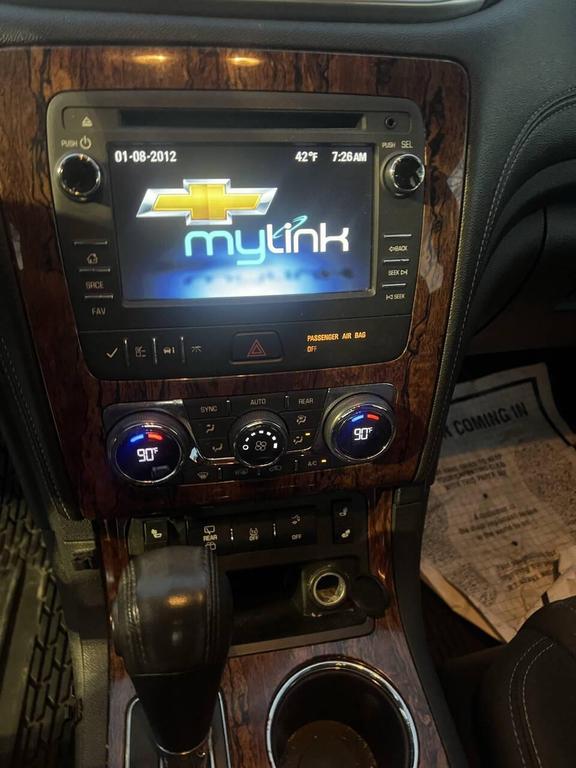 used 2014 Chevrolet Traverse car, priced at $5,995