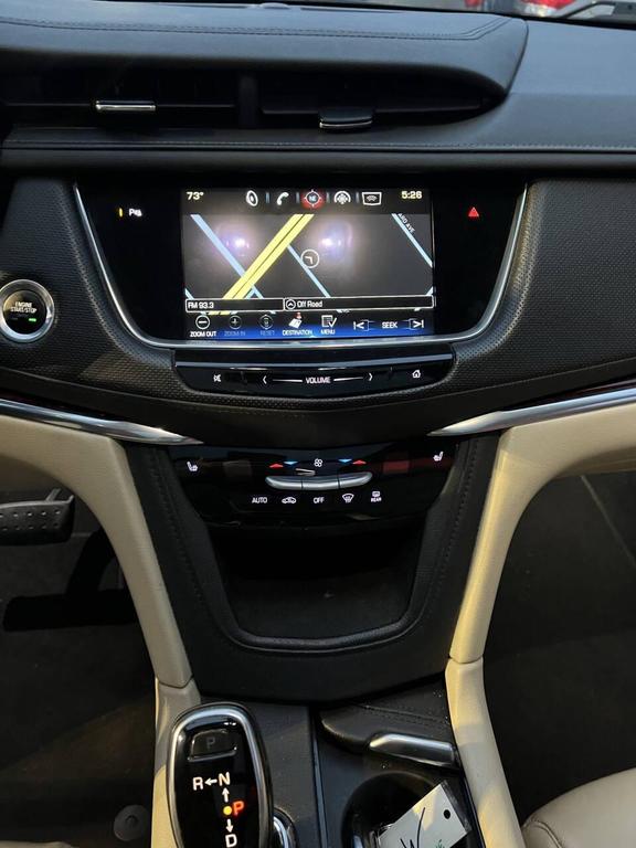 used 2017 Cadillac XT5 car, priced at $9,999