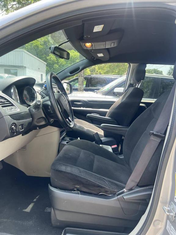used 2015 Dodge Grand Caravan car, priced at $5,500