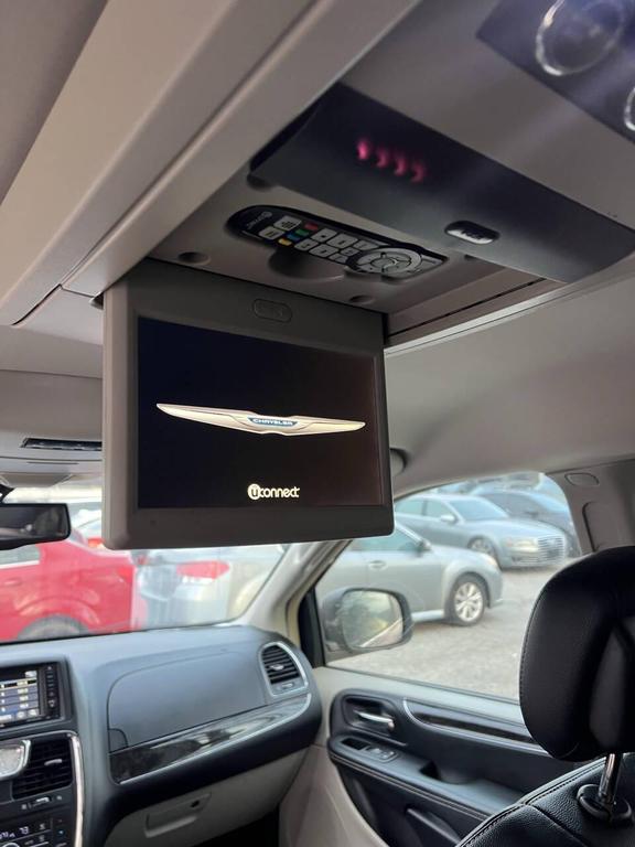 used 2015 Chrysler Town & Country car, priced at $4,995