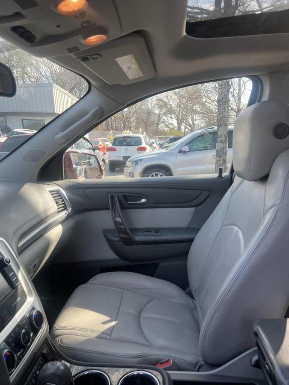 used 2015 GMC Acadia car, priced at $4,999