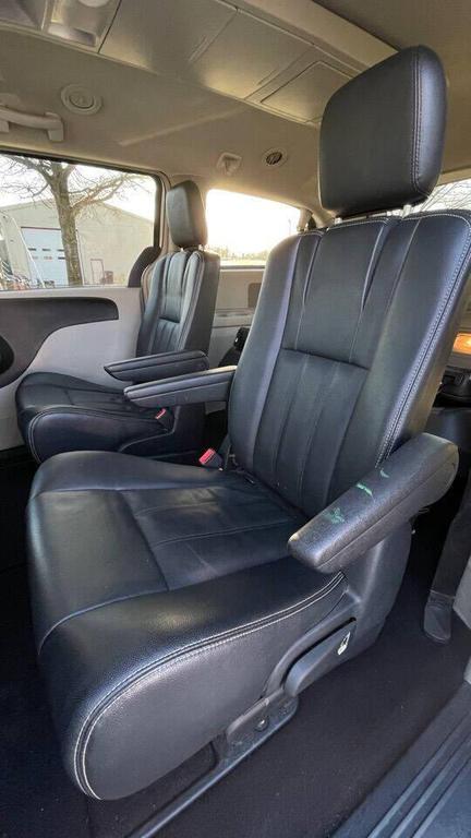 used 2014 Chrysler Town & Country car, priced at $4,500