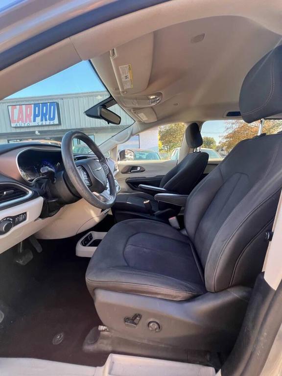 used 2017 Chrysler Pacifica car, priced at $6,900