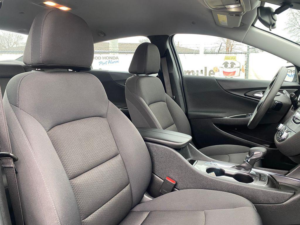 used 2025 Chevrolet Malibu car, priced at $19,999