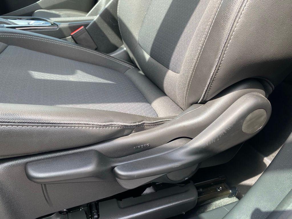 used 2025 Buick Encore GX car, priced at $22,865