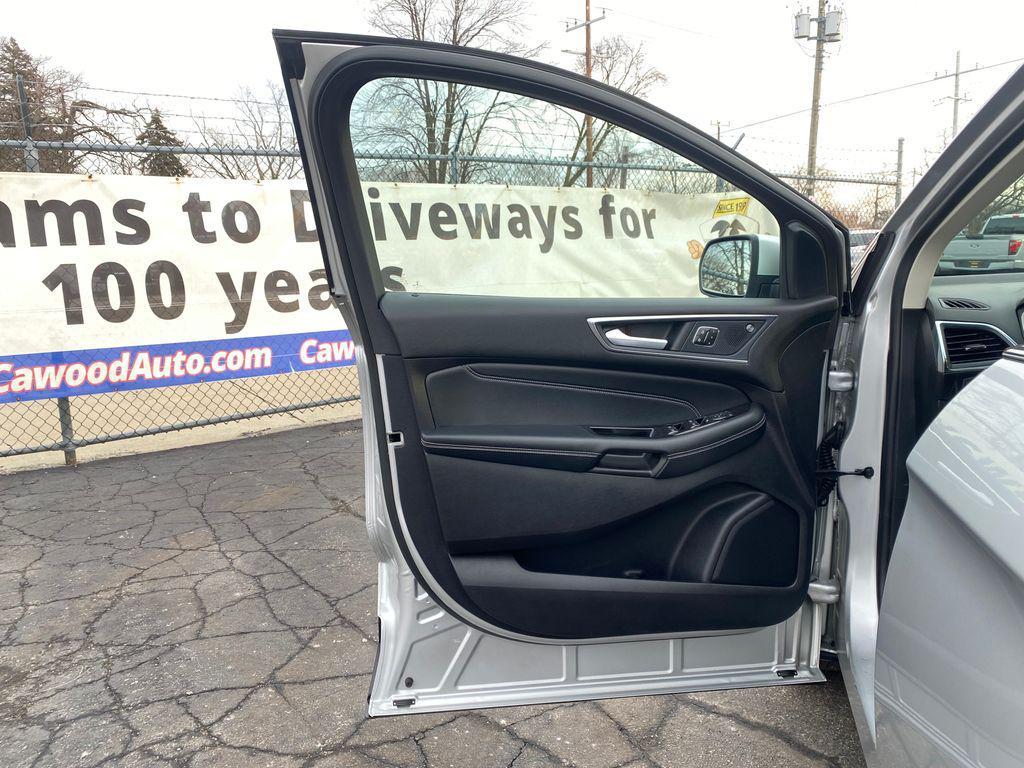 used 2019 Ford Edge car, priced at $15,636