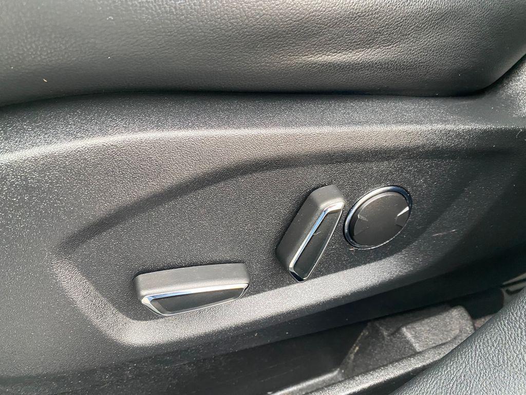 used 2019 Ford Edge car, priced at $15,636