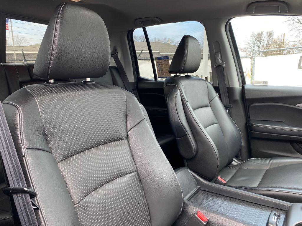 used 2023 Honda Ridgeline car, priced at $31,986